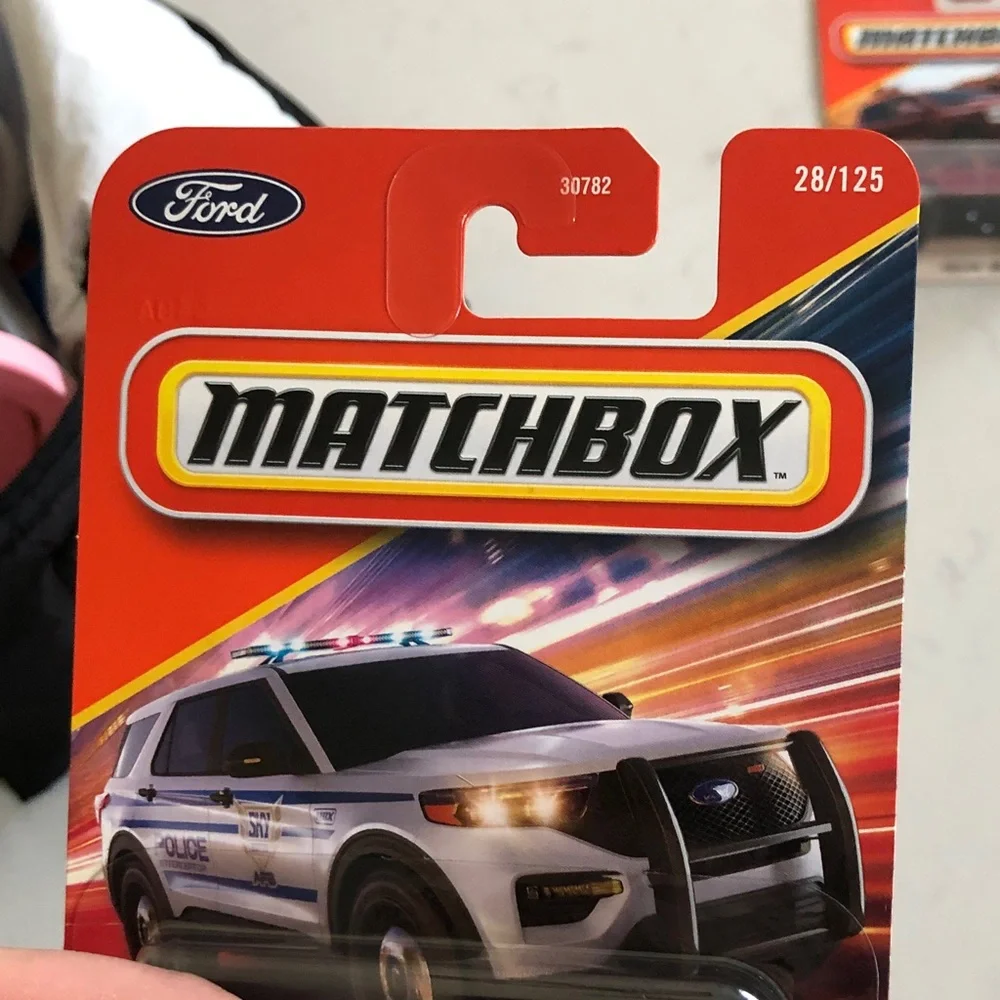 Mattel Matchbox Ford Police Interceptor - White and Blue